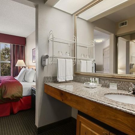 Homewood Suites Phoenix-سكوتسدايل المظهر الخارجي الصورة