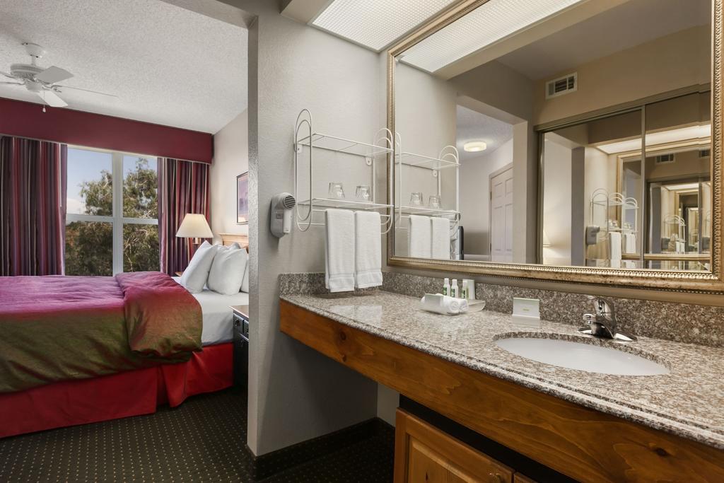 Homewood Suites Phoenix-سكوتسدايل المظهر الخارجي الصورة