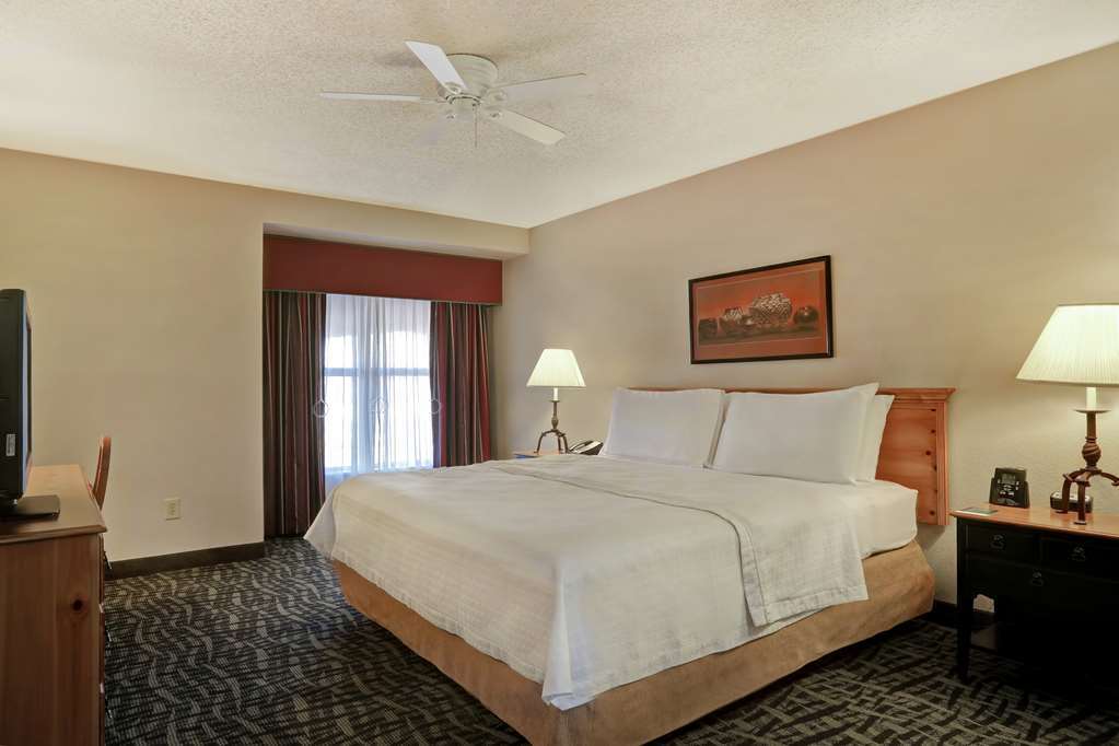 Homewood Suites Phoenix-سكوتسدايل الغرفة الصورة